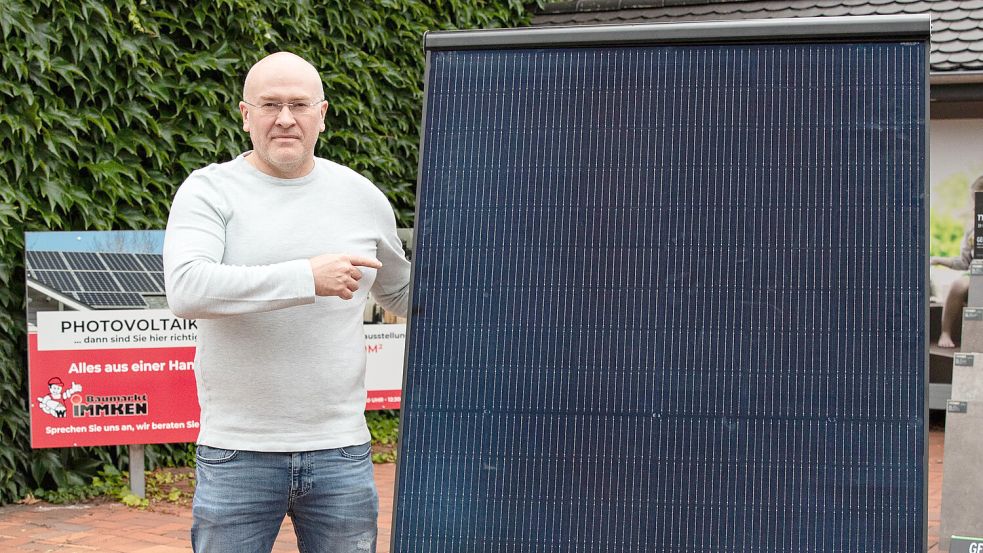 Andreas Fuss ist der Experte für Photovoltaik-Anlagen. Er informiert über Fördermöglichkeiten und Einspeisevergütungen und berät, welche Solaranlage die individuellen Anforderungen eines Kunden erfüllt. Foto: privat