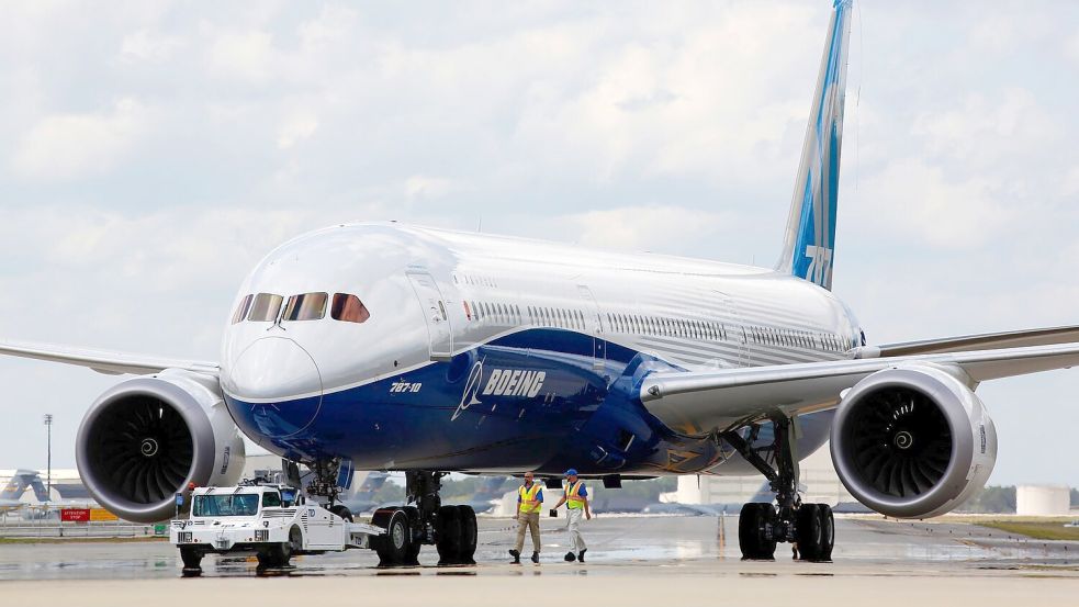 Beim Modell 787 „Dreamliner“ soll Boeing gegen eigene Qualitätsvorgaben verstoßen haben. Foto: Mic Smith/AP/dpa