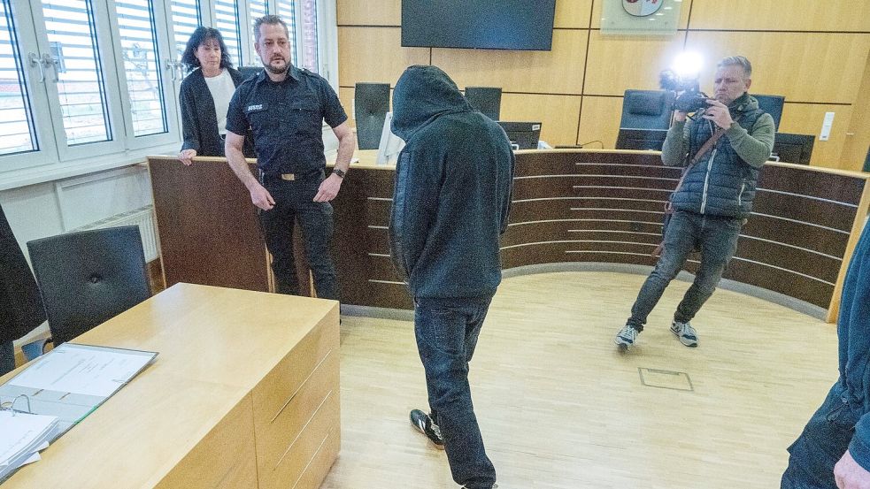 Der Hauptangeklagte am Landgericht Stralsund. Der Mann ist zu einer Haftstrafe verurteilt woden. Foto: Stefan Sauer/dpa