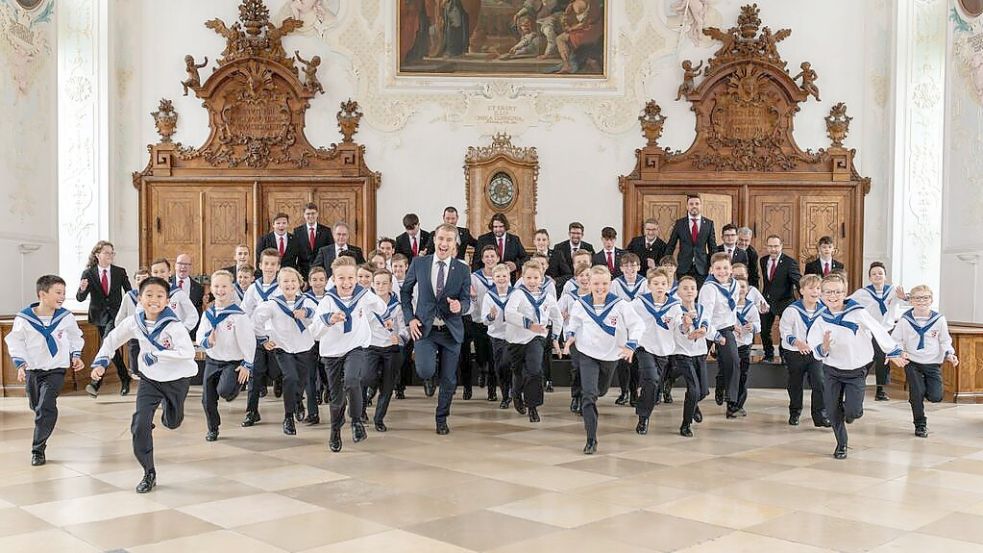 In Barßel zu Gast: Die St.-Florianer-Sängerknaben feiern bei ihrem Konzert den 200. Geburtstag von Komponist Anton Bruckner. Foto: Emprechtiger