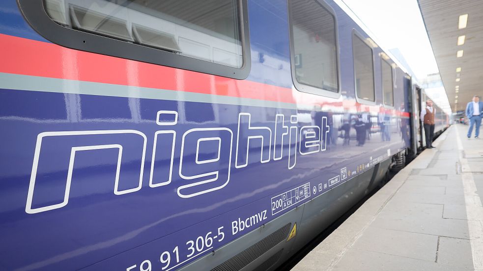 Mit dem „Nightjet“ gehört das Nachtnetz der Österreichischen Bundesbahn zu den größten in Europa. Von Hamburg aus sind damit über München hinaus auch Zürich oder Wien ererichbar. Foto: dpa/Christian Charisius