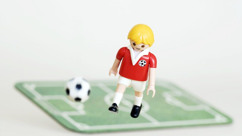 Playmobil plant zur Fußball-EM eine große Marketingoffensive. Foto: IMAGO/Arnulf Hettrich