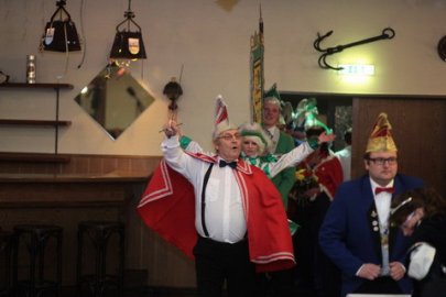 Osterfehner feiern Karneval - Bild 2