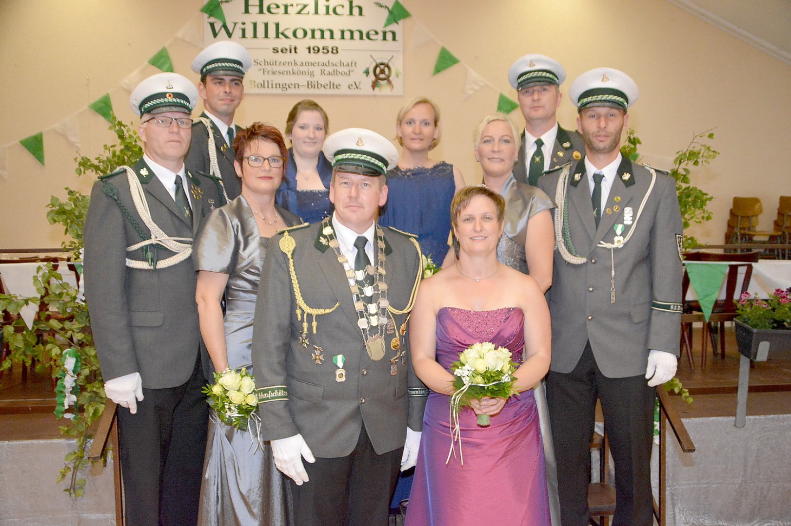 Jung und Alt feierte in Bollingen Schützenfest - Bild 1