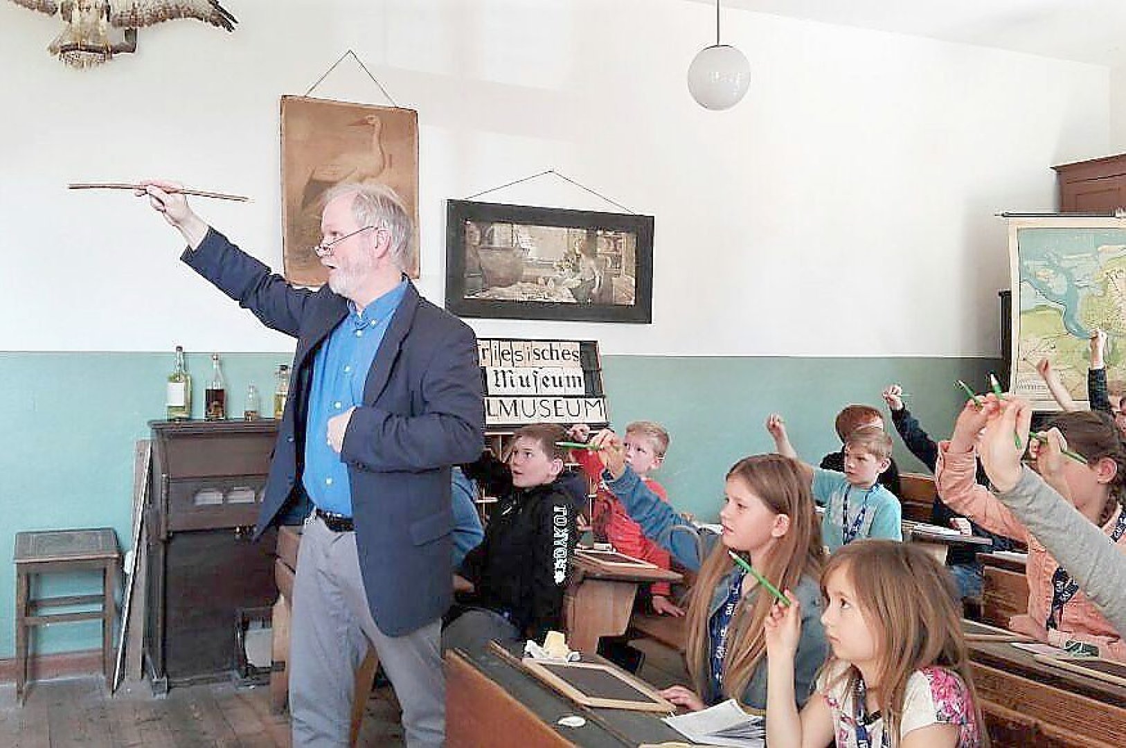Drittklässler besuchten das Schulmuseum - Bild 1