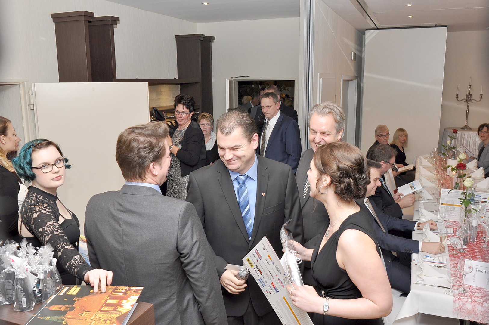 Handwerkerball lockte nach Steenfelde - Bild 1