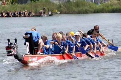 Drachenboote in Rhauderfehn - Bild 2