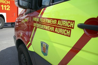 Lagerhalle in Aurich-Schirum brannte - Bild 2