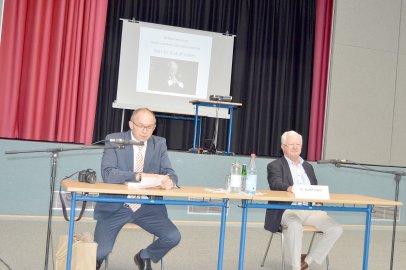Seiters besuchte die Haupt- und Realschule Ostrhauderfehn - Bild 3