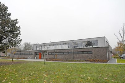 Kunstrasenplatz in Papenburg - Bild 4