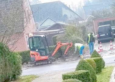 Wasserrohrbruch in Ihrenerfeld - Bild 3