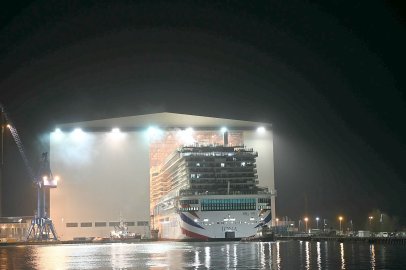 Kreuzfahrtschiff „Iona“ wurde ausgedockt - Bild 2