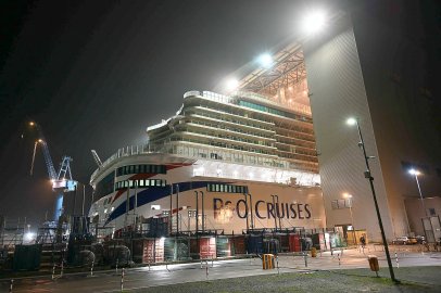 Kreuzfahrtschiff „Iona“ wurde ausgedockt - Bild 3