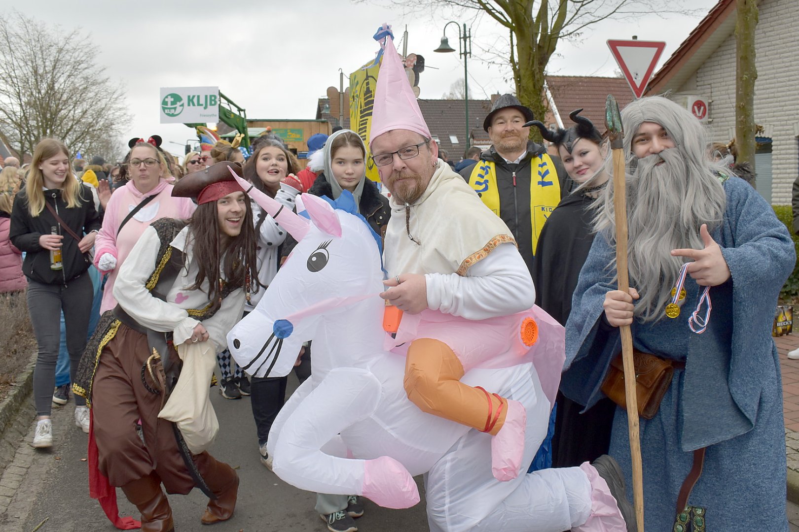 Karnevalsumzug durch Ramsloh - Bild 11
