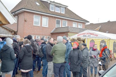 Glühweinfans wandern durch Holte - Bild 3