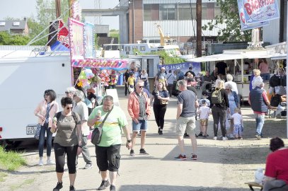 Buntes Programm bei Schollentagen in Oldersum - Bild 2