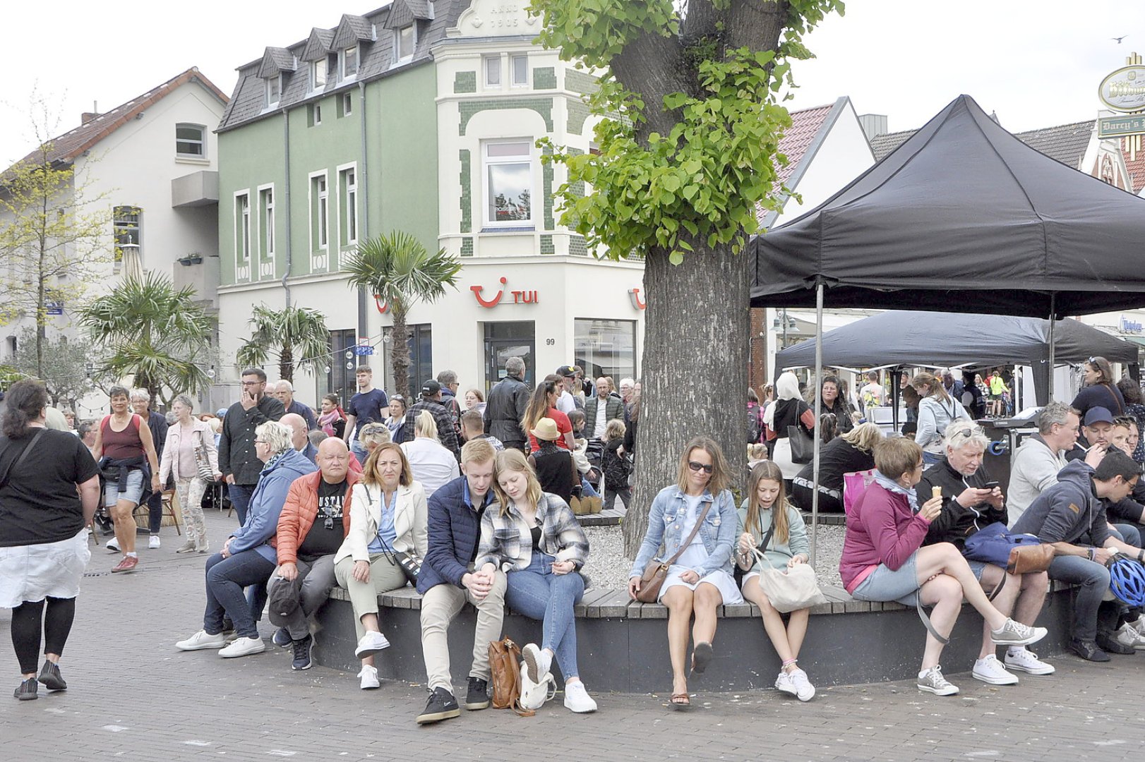 Lekkermarkt in Leer - Bild 1