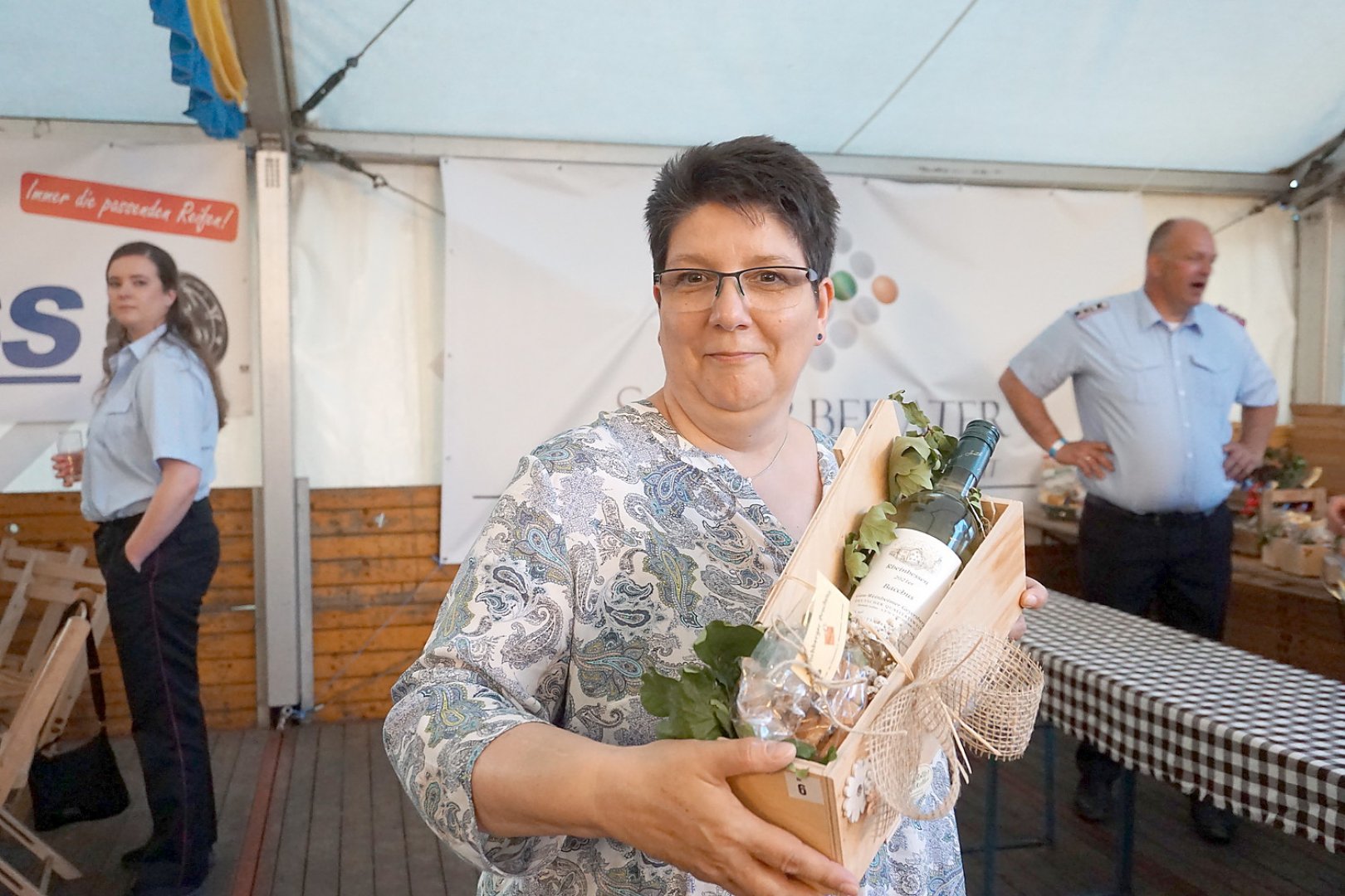 Hunderte Leute feierten in Holte - Bild 14