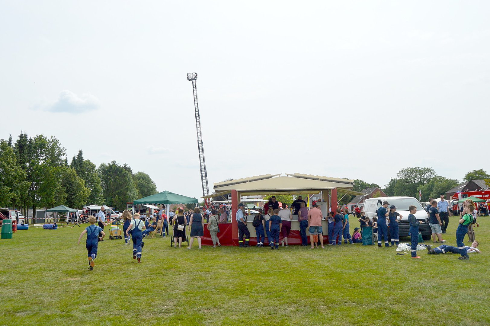 Feuerwehr- und Familientag in Holte - Bild 24