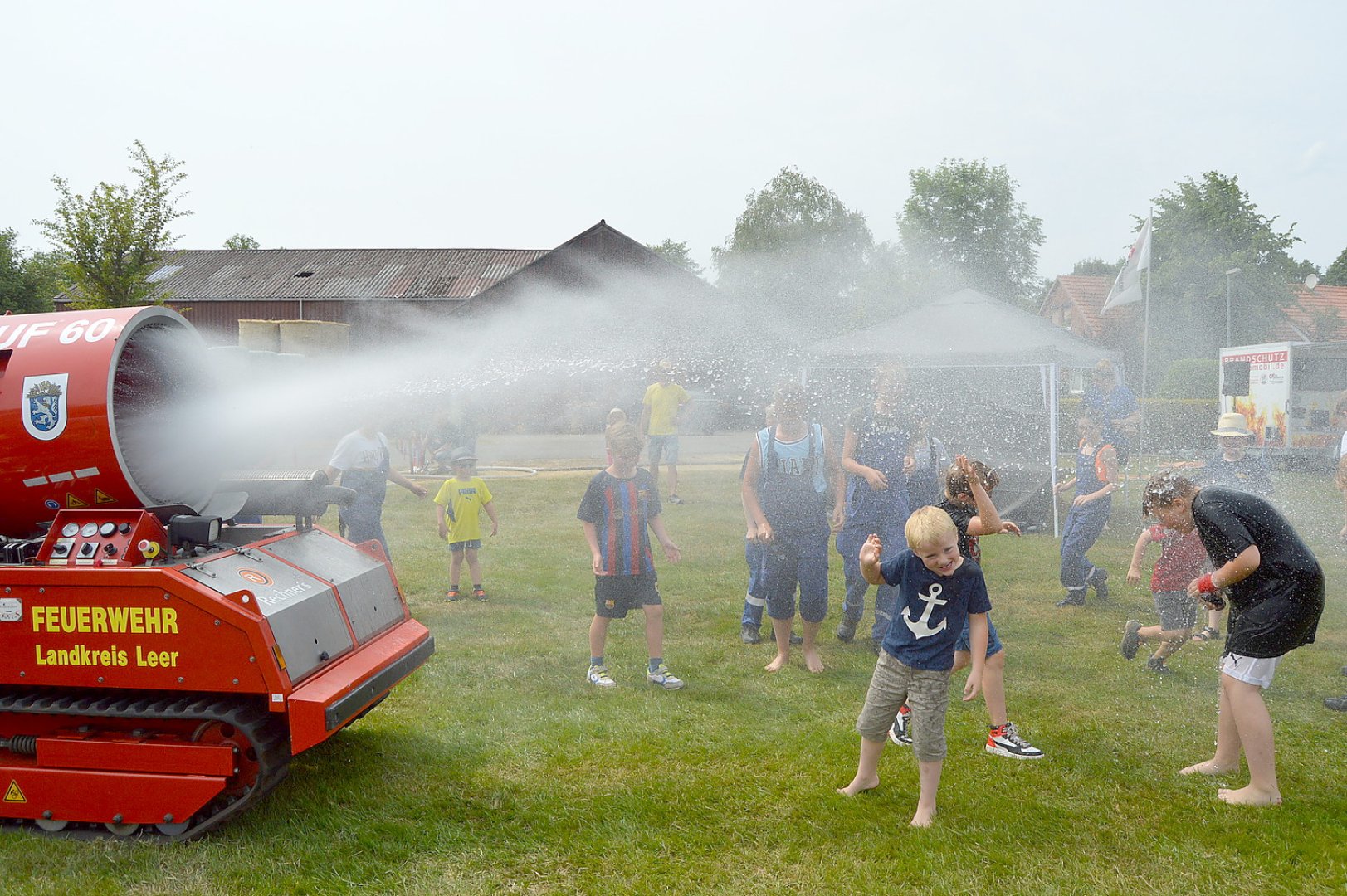Feuerwehr- und Familientag in Holte - Bild 40
