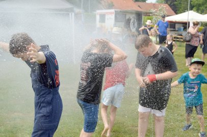 Feuerwehr- und Familientag in Holte - Bild 42