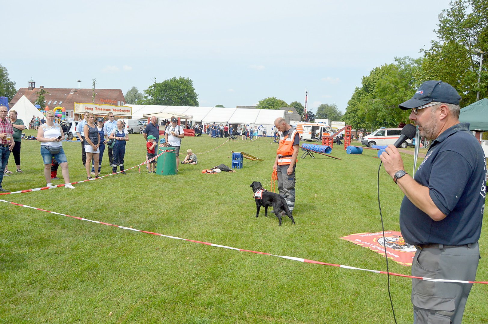 Feuerwehr- und Familientag in Holte - Bild 43