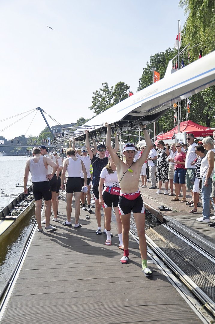 Impressionen von der 81. Ruderregatta Leer - Bild 9