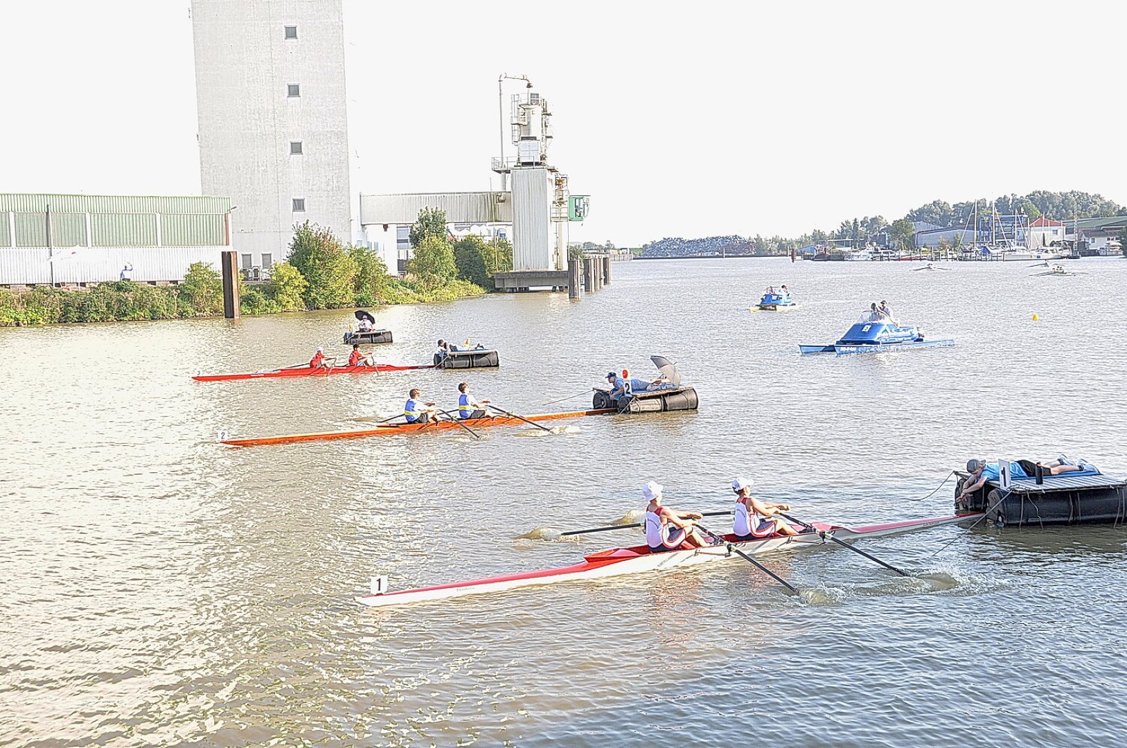 Impressionen von der 81. Ruderregatta Leer - Bild 15