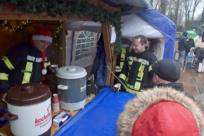 Weihnachtsmarkt in Ostrhauderfehn eröffnet - Bild 11