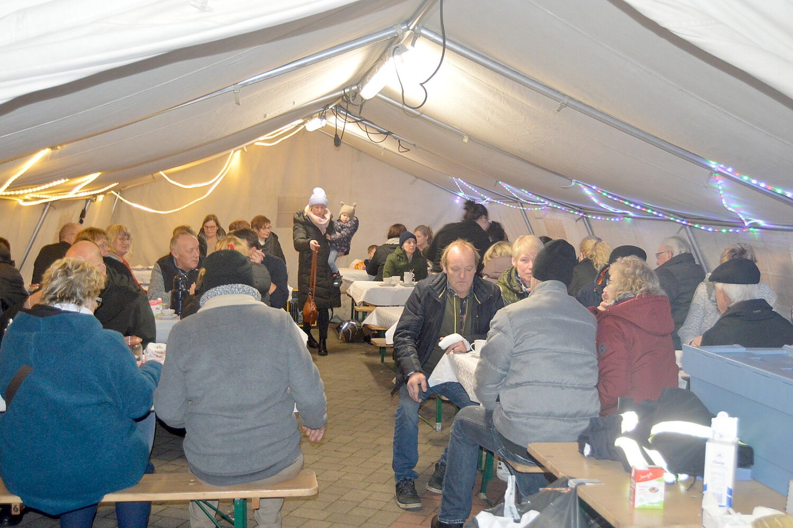 Weihnachmarkt in Flachsmeer - Bild 30
