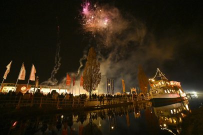 Feuerwerks-Vorführung bei Wreesmann - Bild 4