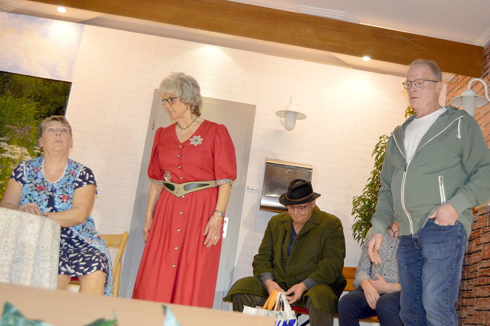 Theatergruppe Ihren feierte Premiere - Bild 3