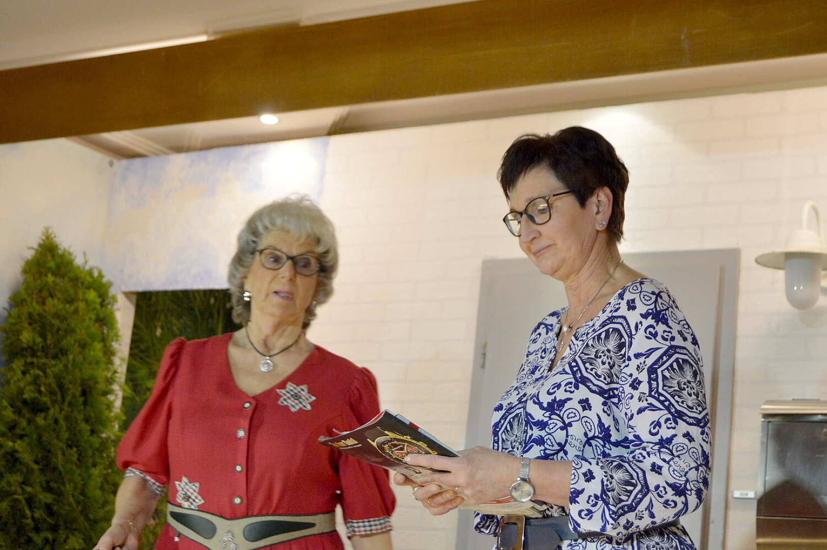 Theatergruppe Ihren feierte Premiere - Bild 20