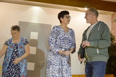 Theatergruppe Ihren feierte Premiere - Bild 27