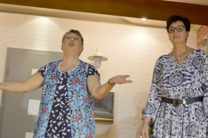 Theatergruppe Ihren feierte Premiere - Bild 29