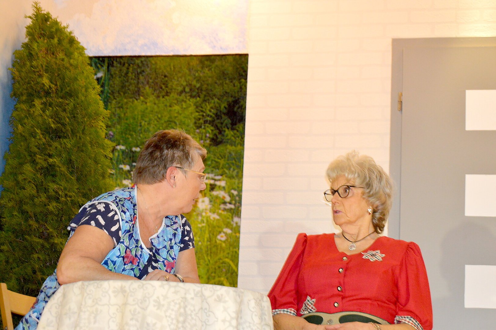 Theatergruppe Ihren feierte Premiere - Bild 32
