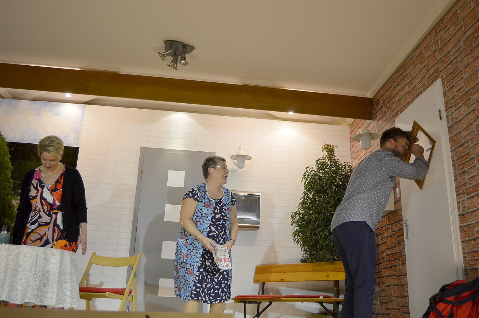 Theatergruppe Ihren feierte Premiere - Bild 37