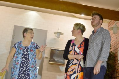 Theatergruppe Ihren feierte Premiere - Bild 39