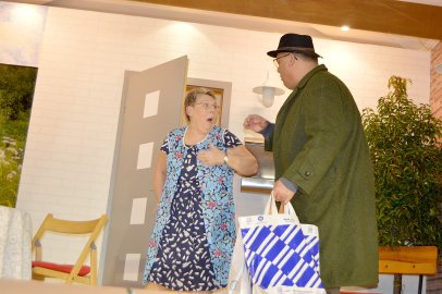 Theatergruppe Ihren feierte Premiere - Bild 46