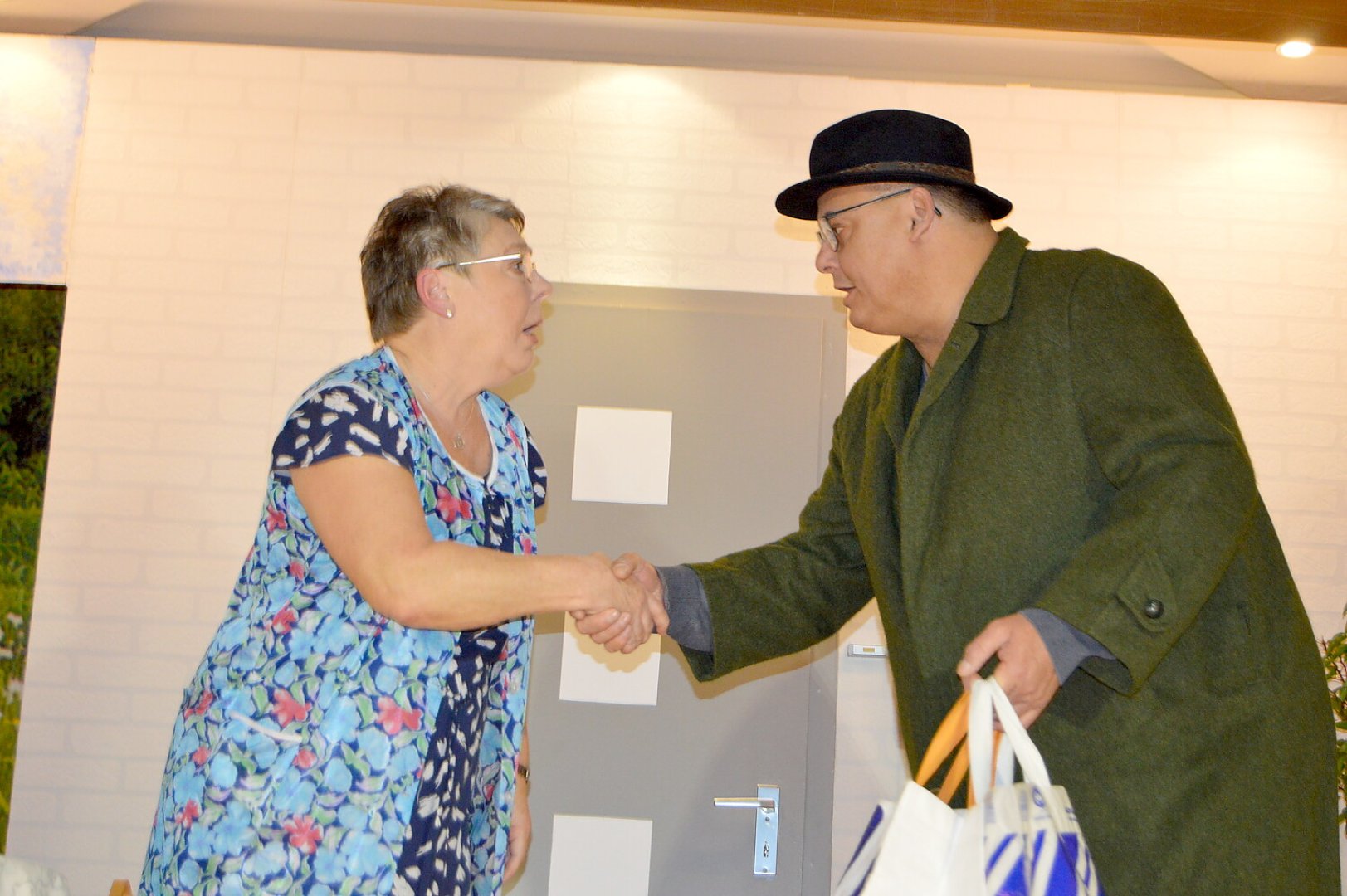 Theatergruppe Ihren feierte Premiere - Bild 49