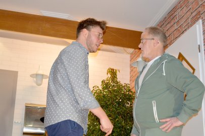 Theatergruppe Ihren feierte Premiere - Bild 57