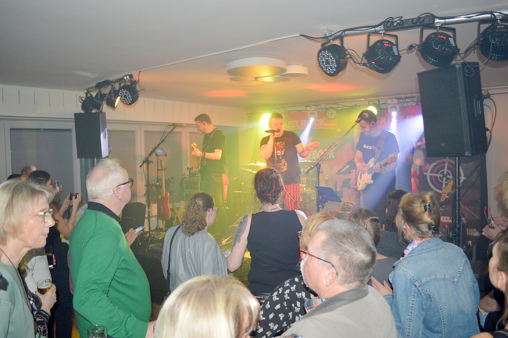 "Rock Shots" traten bei Plümer auf - Bild 17