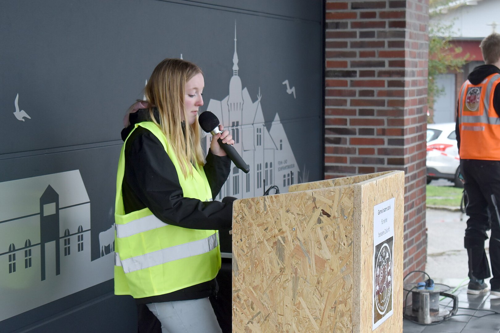 Bilder von der Kundgebung In Rhauderfehn - Bild 9