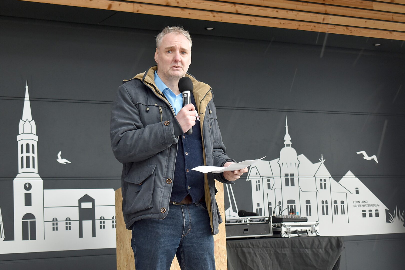 Bilder von der Kundgebung In Rhauderfehn - Bild 11