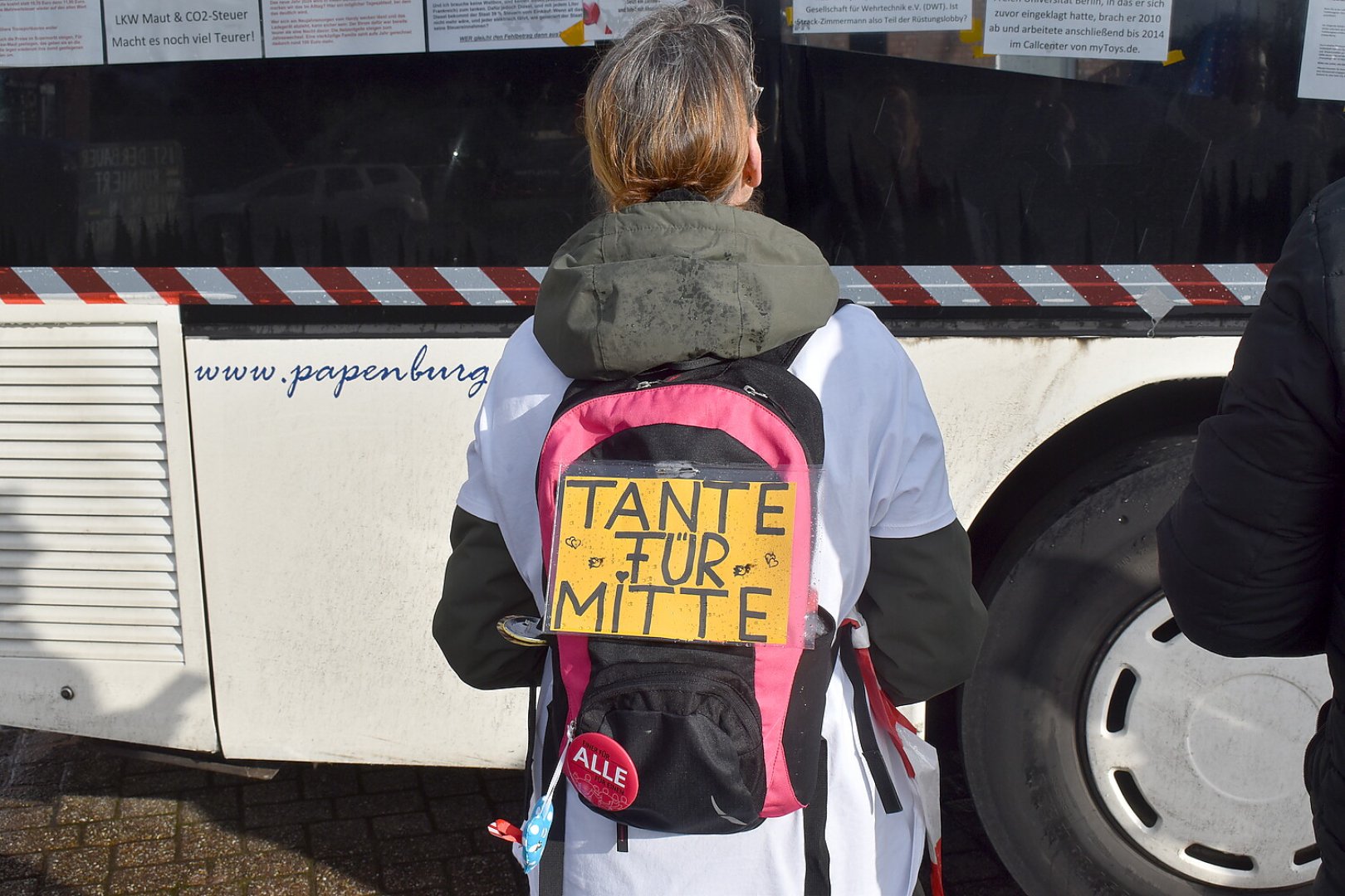 Bilder von der Kundgebung In Rhauderfehn - Bild 17