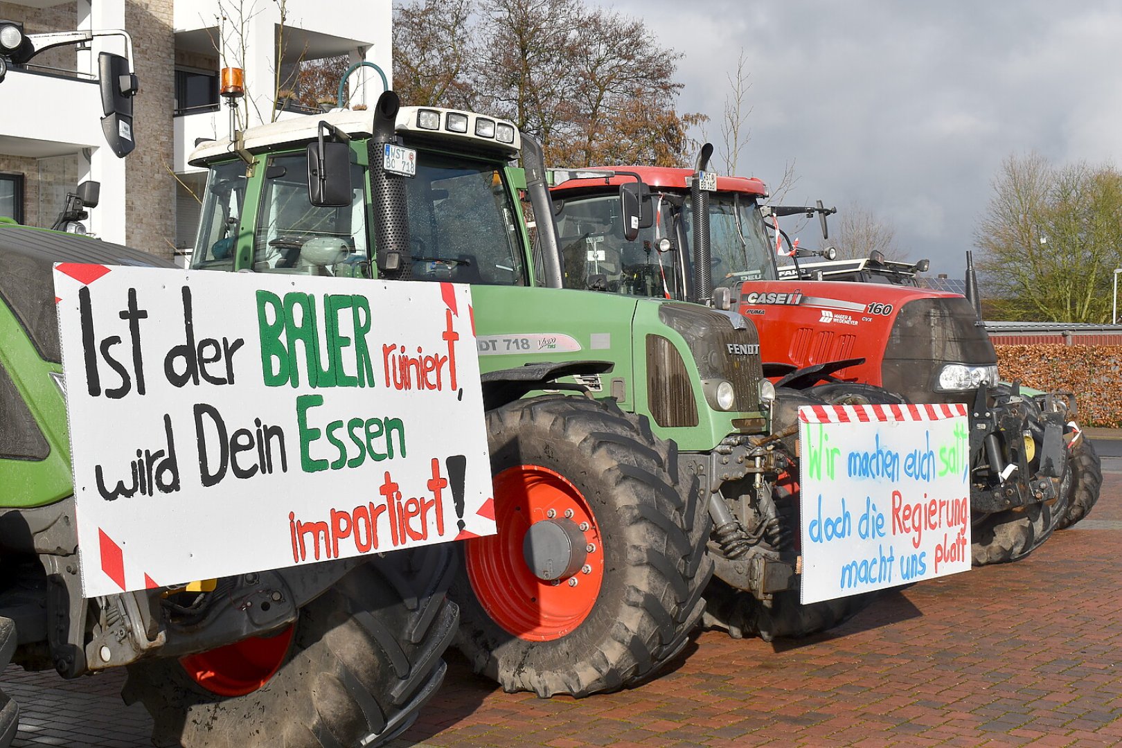 Bilder von der Kundgebung In Rhauderfehn - Bild 18