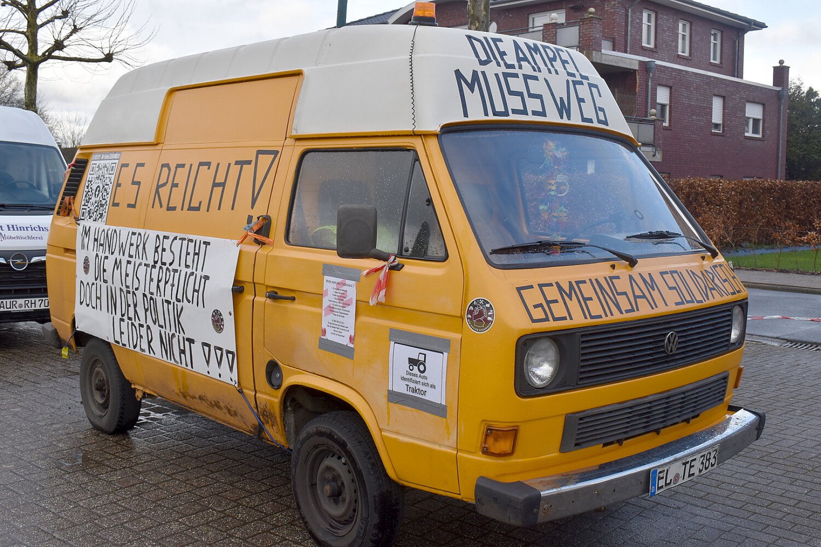 Bilder von der Kundgebung In Rhauderfehn - Bild 22
