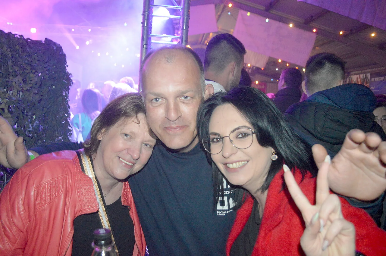 Ausgelassene Stimmung auf der Scheunenfete - Bild 26