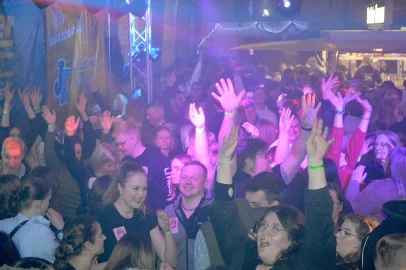 Ausgelassene Stimmung auf der Scheunenfete - Bild 50