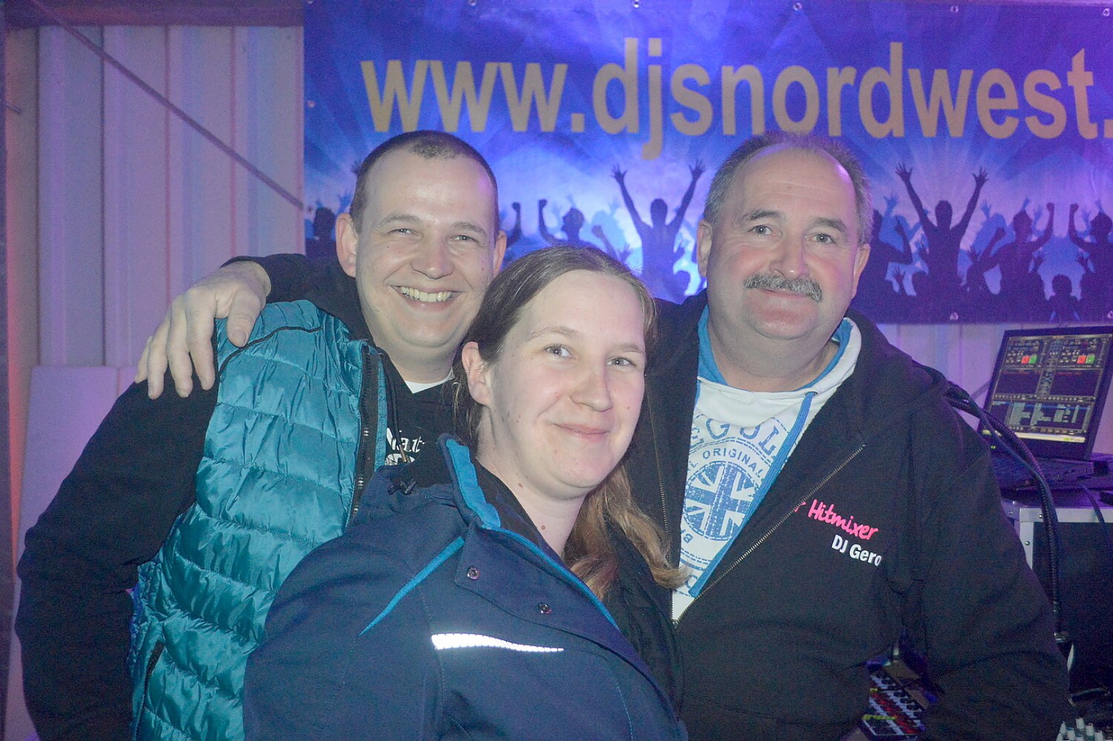 Ausgelassene Stimmung auf der Scheunenfete - Bild 53